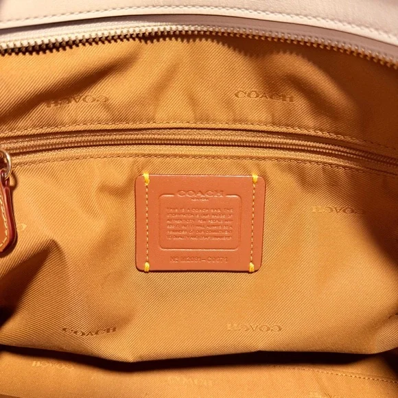 Coach Chalk Signature Horse & Carriage Leather Jacquard City Zip Tote Bag - Picture 11 of 12